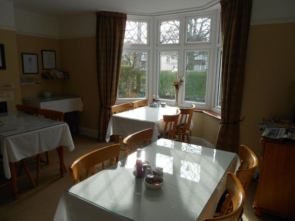 Eden End Guest House Hockley Heath Bagian luar foto